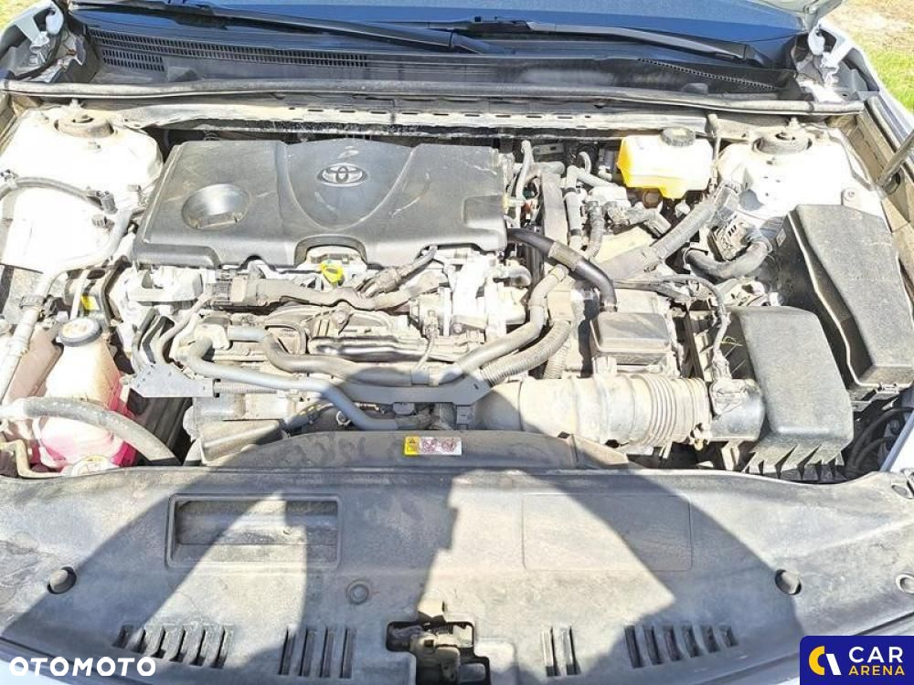 Toyota Camry - 20