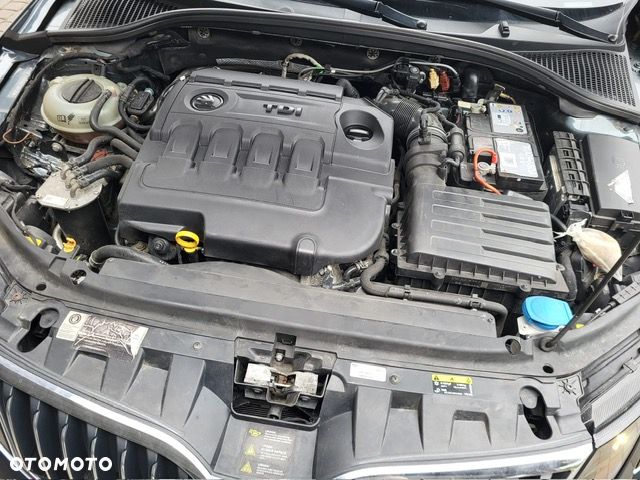 Skoda Octavia 2.0 TDI SCR 4x4 Ambition DSG - 18