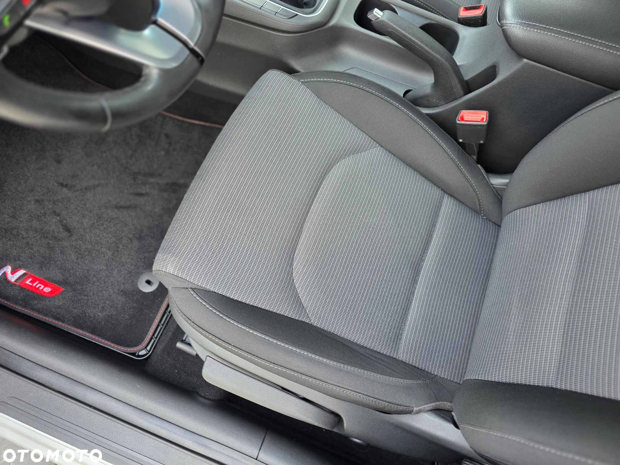 Hyundai i30 1.6 D Comfort - 21
