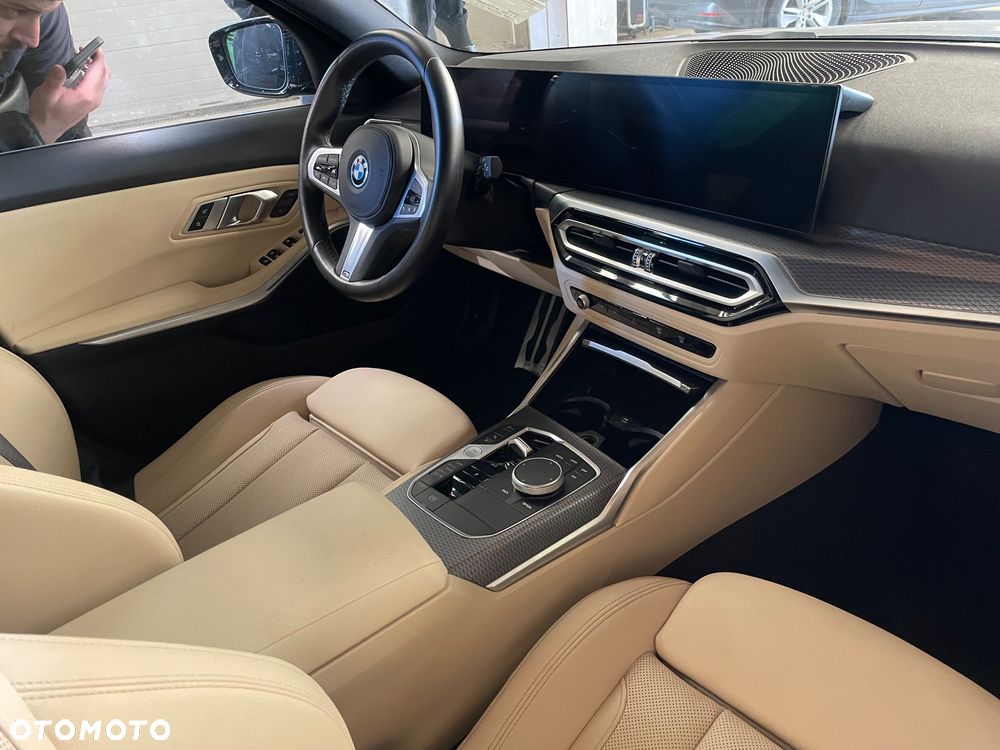 BMW Seria 3 330i M Sport sport - 8
