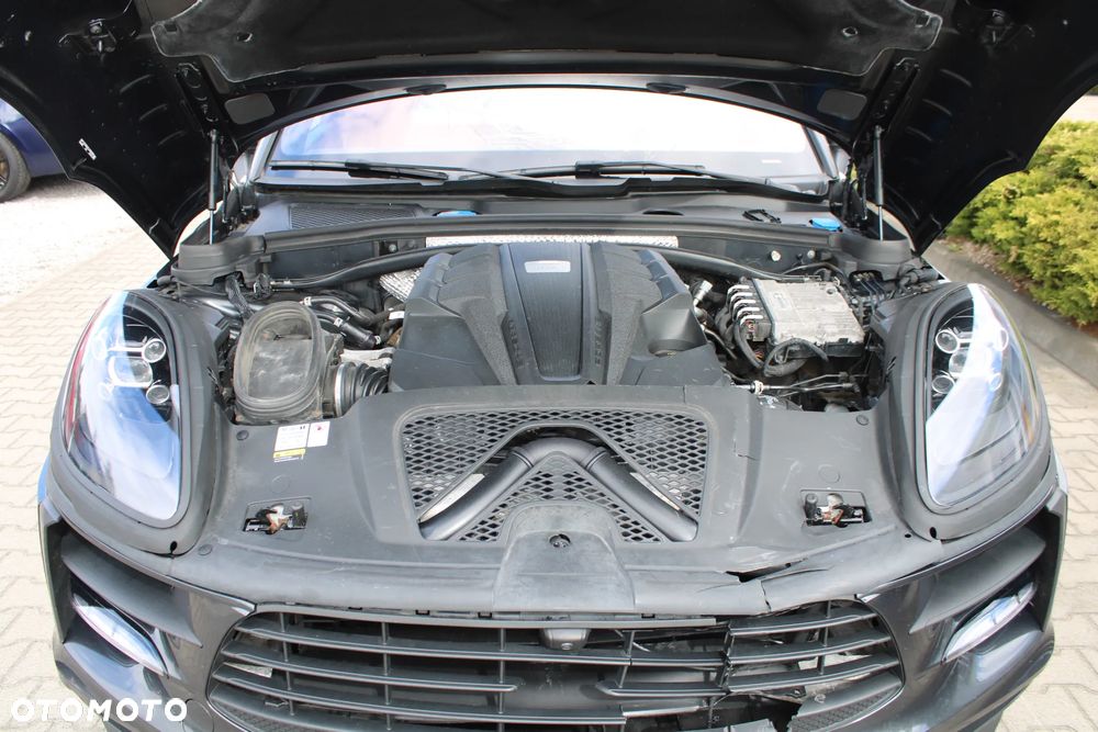 Porsche Macan - 15