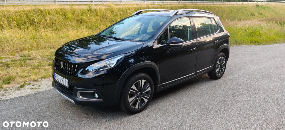 Peugeot 2008 1.2 Pure Tech GPF Allure S&S EAT6 - 29