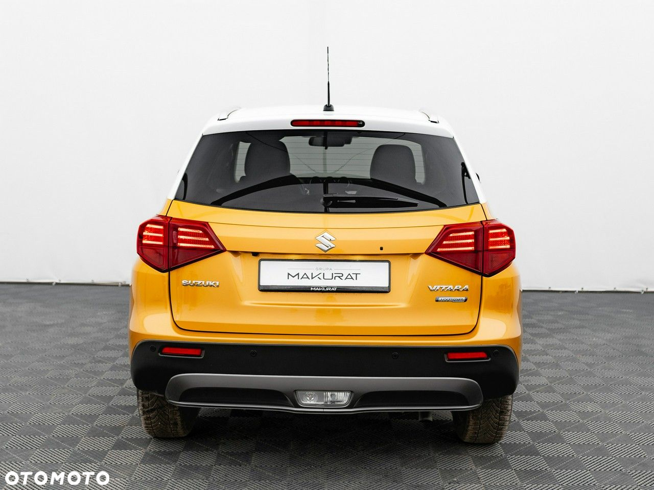 Suzuki Vitara - 11