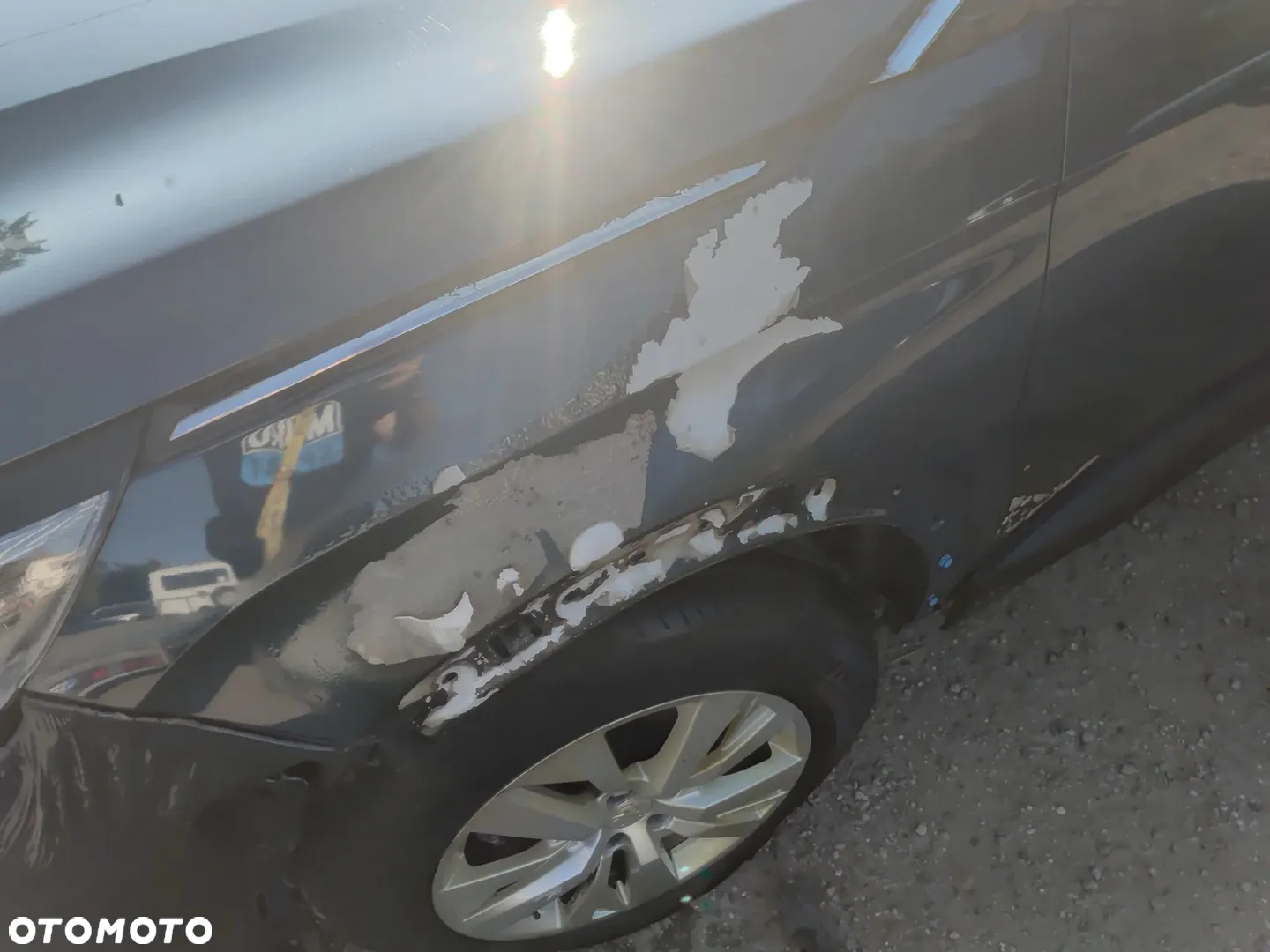 Peugeot 5008 1.2 PureTech Active S&S EAT8 - 8