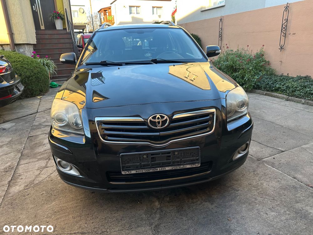 Toyota Avensis 2.0 VVT-i Combi Executive - 14