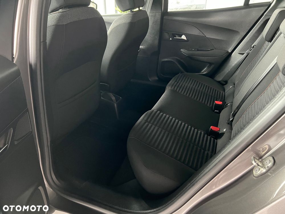 Peugeot 2008 - 24