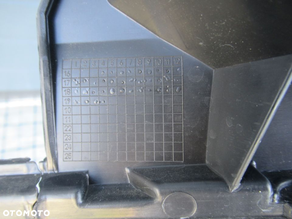 KRATKA PRZEDNIA ZDERZAKA VW VOLKSWAGEN UP! GTI LIFT 2016- - 10