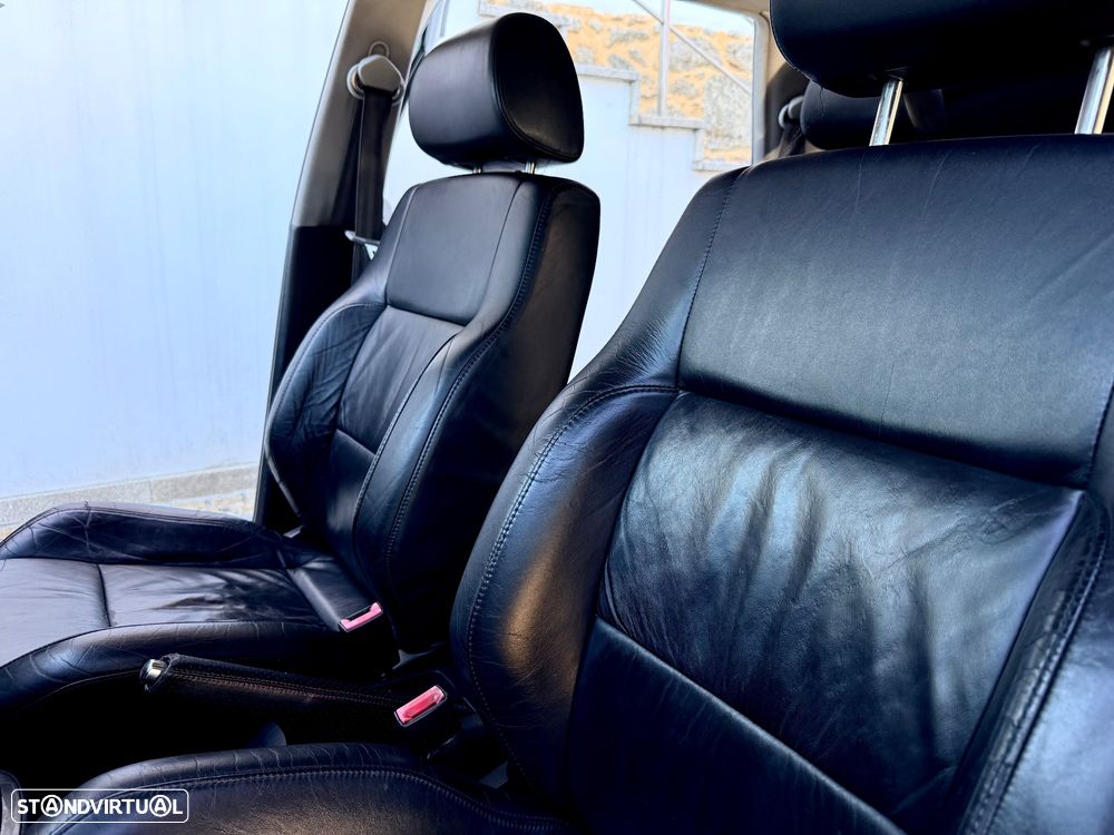 VW Golf 1.9 TDi Highline - 41