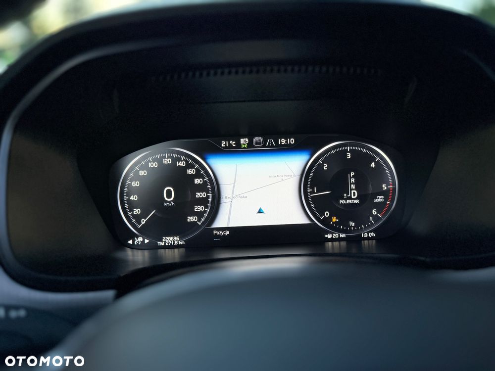 Volvo V90 D4 Geartronic Momentum - 14