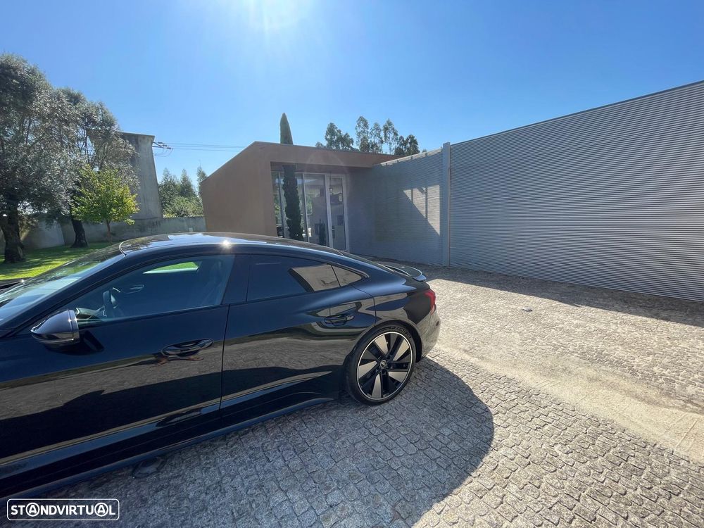 Audi e-tron GT quattro - 9