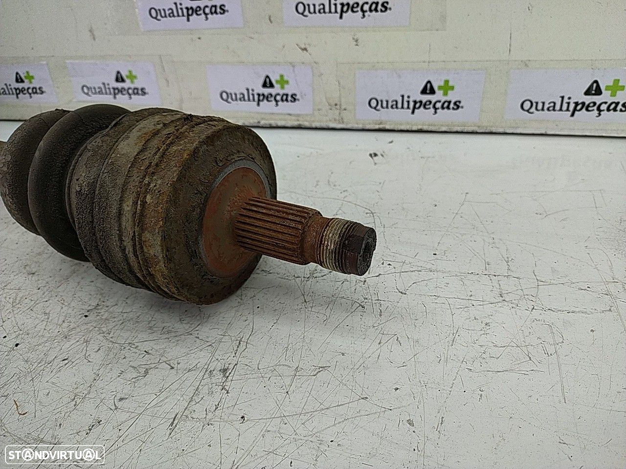 Transmissão Tras Esquerda Mercedes-Benz 190 (W201) - 4