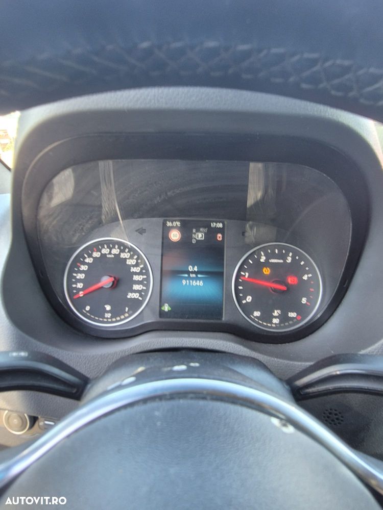 Mercedes-Benz Sprinter - 9