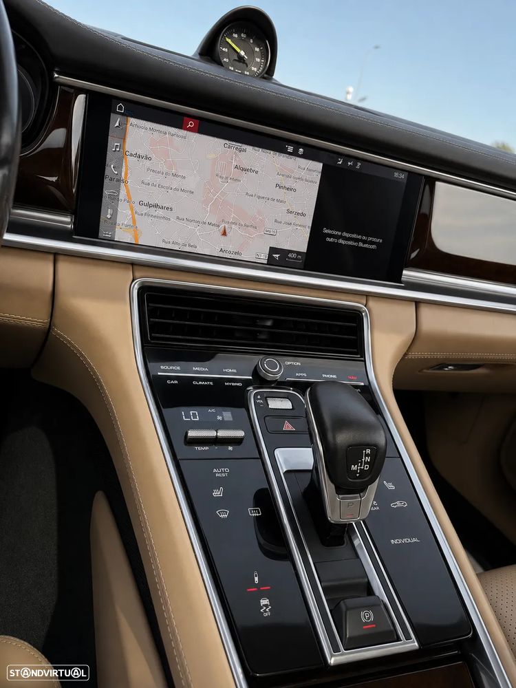 Porsche Panamera 4 E-Hybrid Platinum Edition - 11