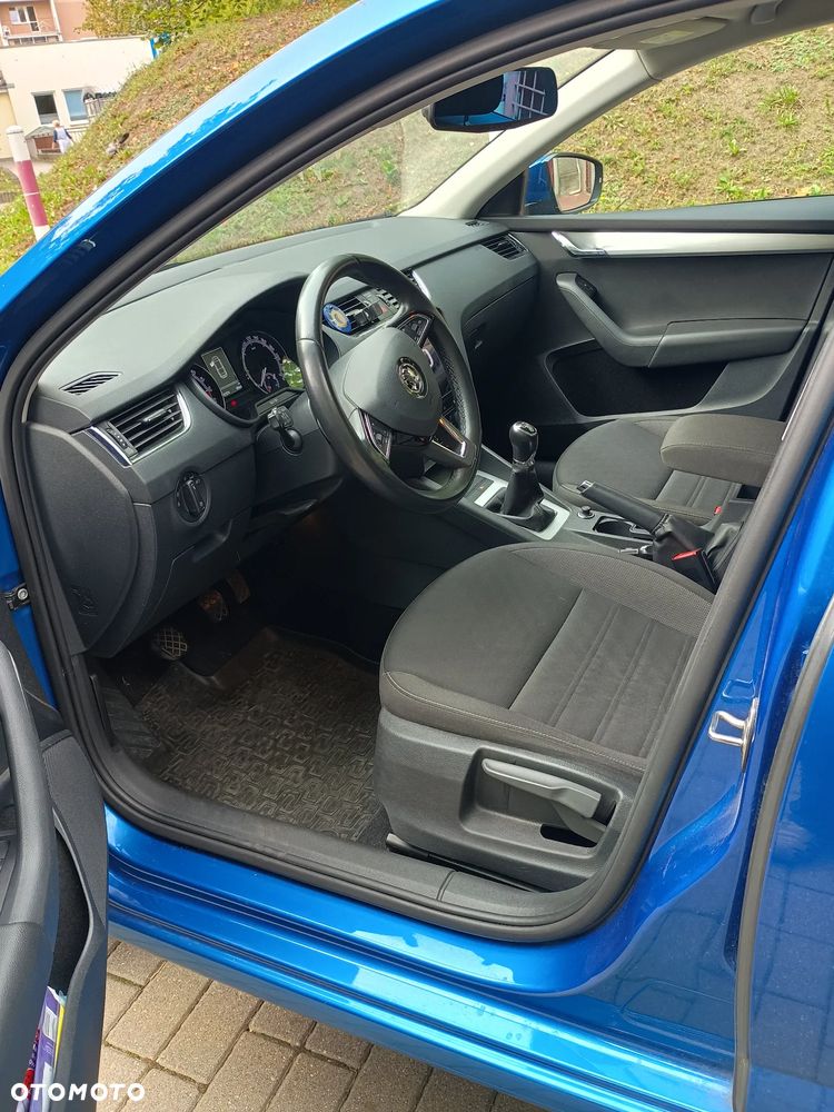 Skoda Octavia 1.6 TDI SCR Ambition - 6