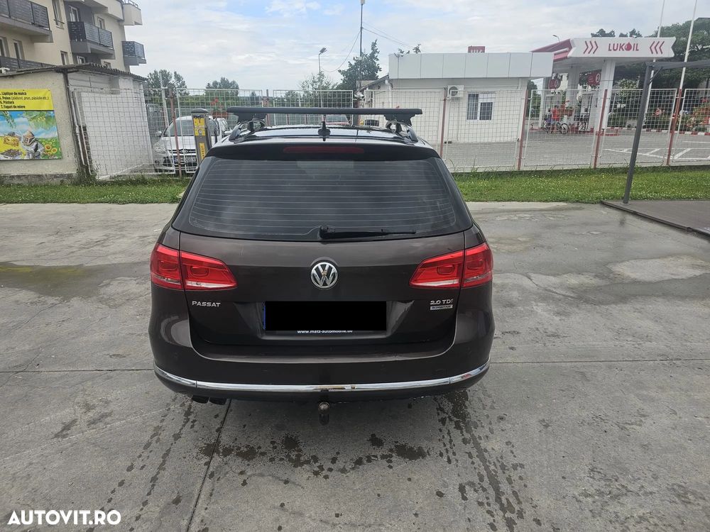 Volkswagen Passat 2.0 TDI BlueMotion Technology Comfortline DSG - 8