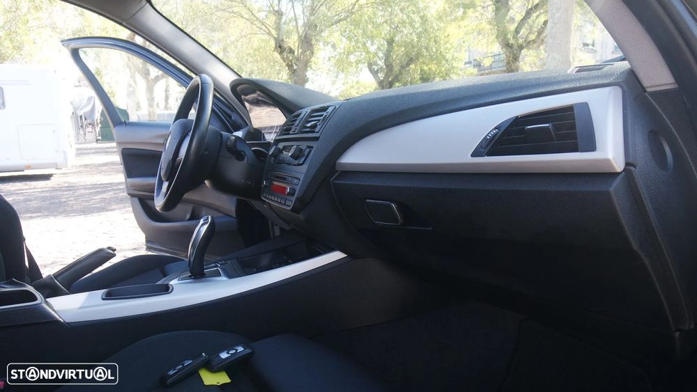 BMW 116 iA Line Sport - 21