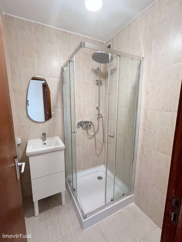 Apartamento, 95 m², Repeses e São Salvador - Grande imagem: 2/19