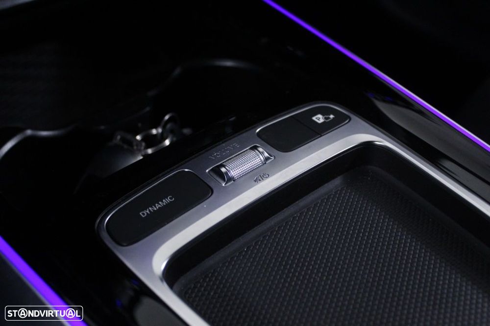 Mercedes-Benz GLA 180 d AMG Line - 31