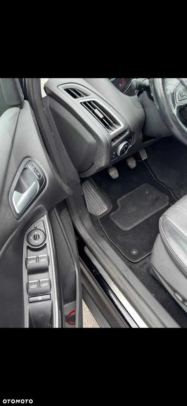 Ford Focus 2.0 TDCi Titanium ASS - 33