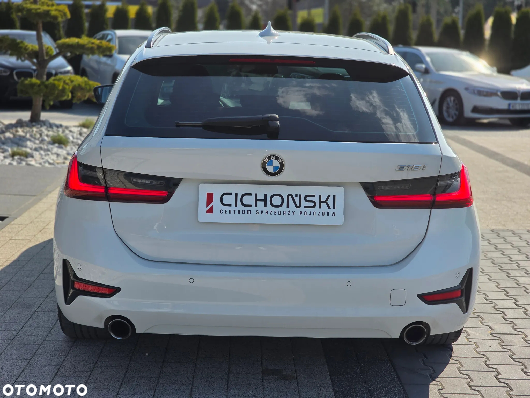 BMW Seria 3 318i Sport - 30