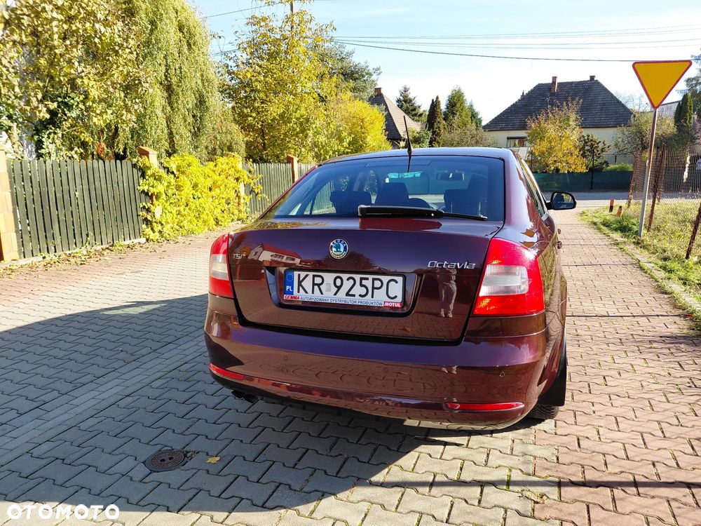 Skoda Octavia 2011 photo 4