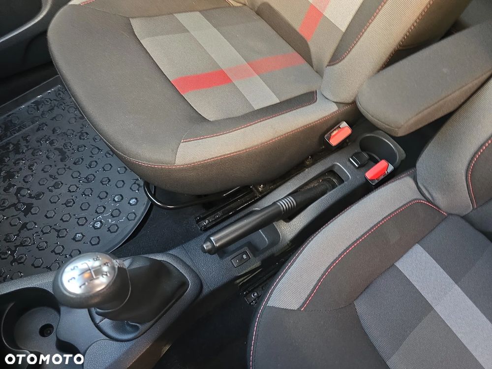 Dacia Sandero 0.9 TCe Techroad S&S - 25