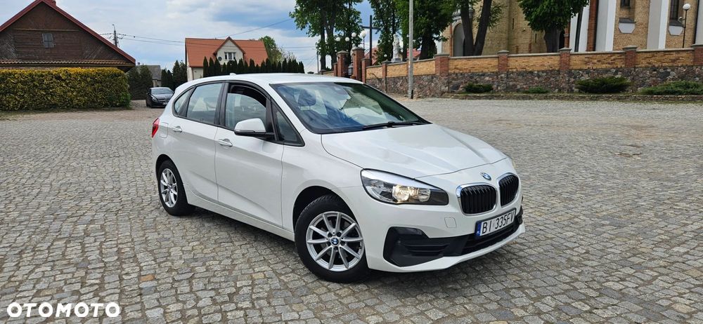 BMW Seria 2 216d - 3