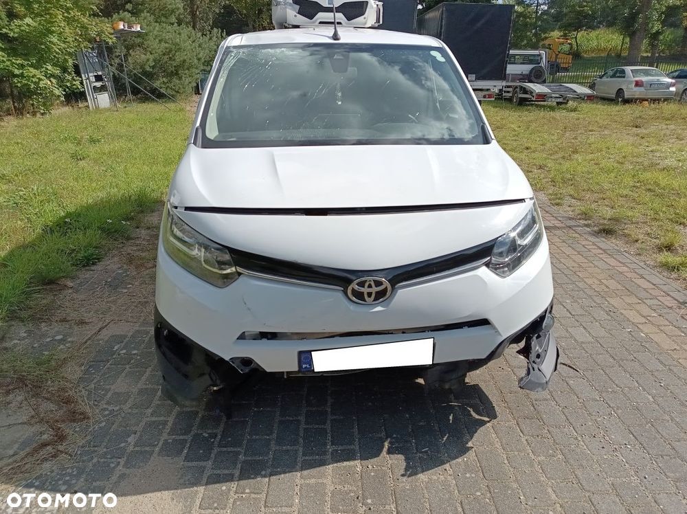 Toyota proace city - 9