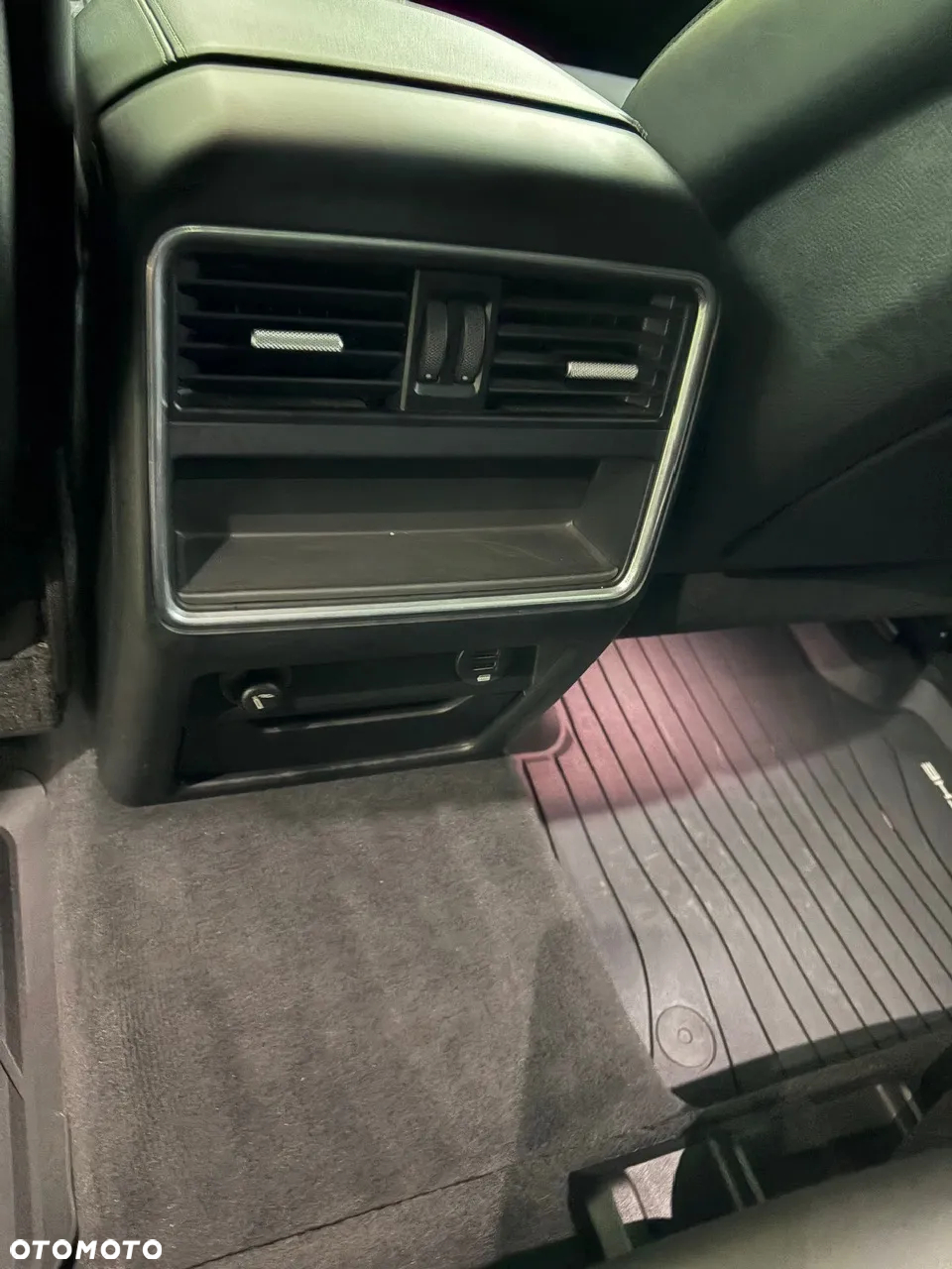 Porsche Cayenne Platinum Edition - 9