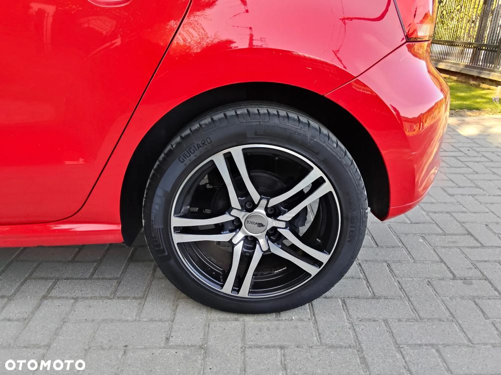 Volkswagen Polo 1.4 Comfortline - 20