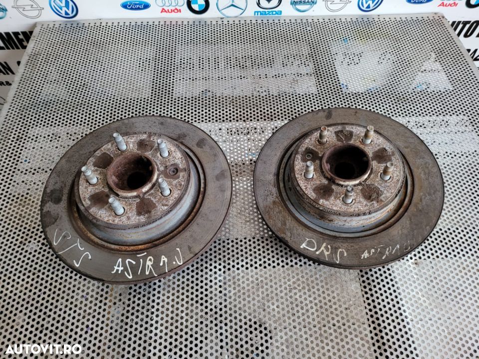 Fuzete Fuzeta Rulment Stanga Dreapta Spate Opel Astra J Vandut De Firma Cu Garantie - 1