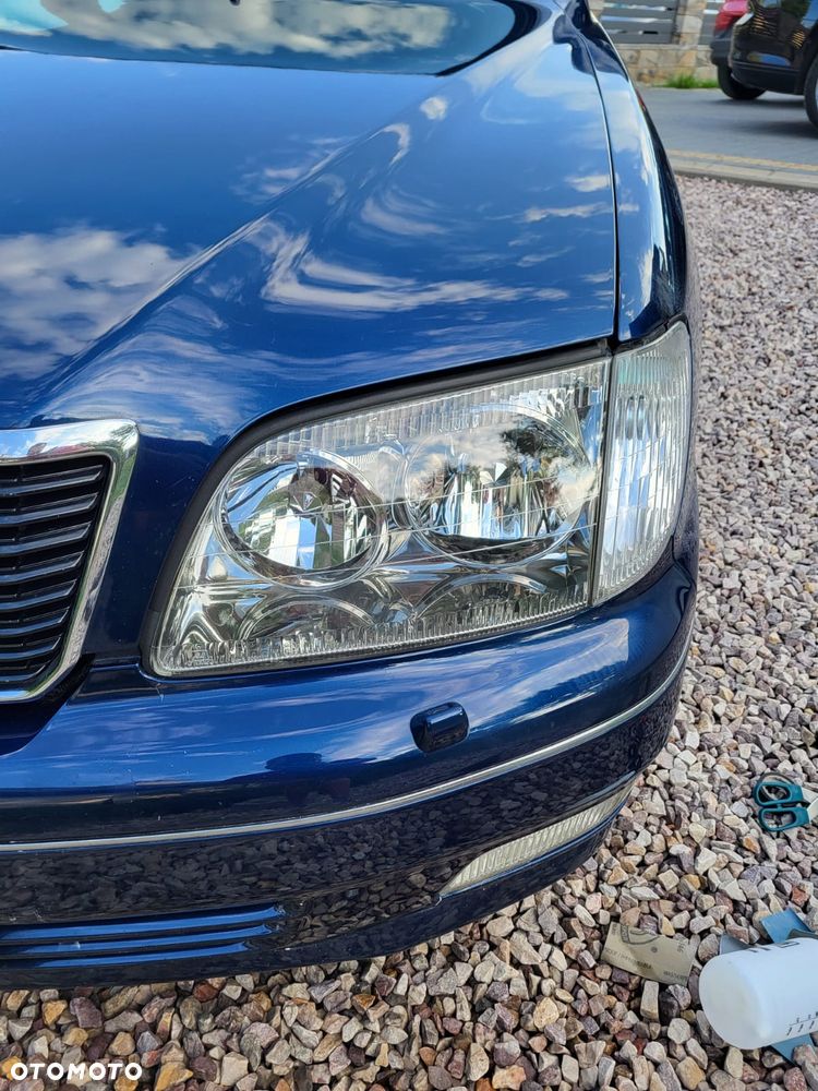 Lexus LS Standard - 28