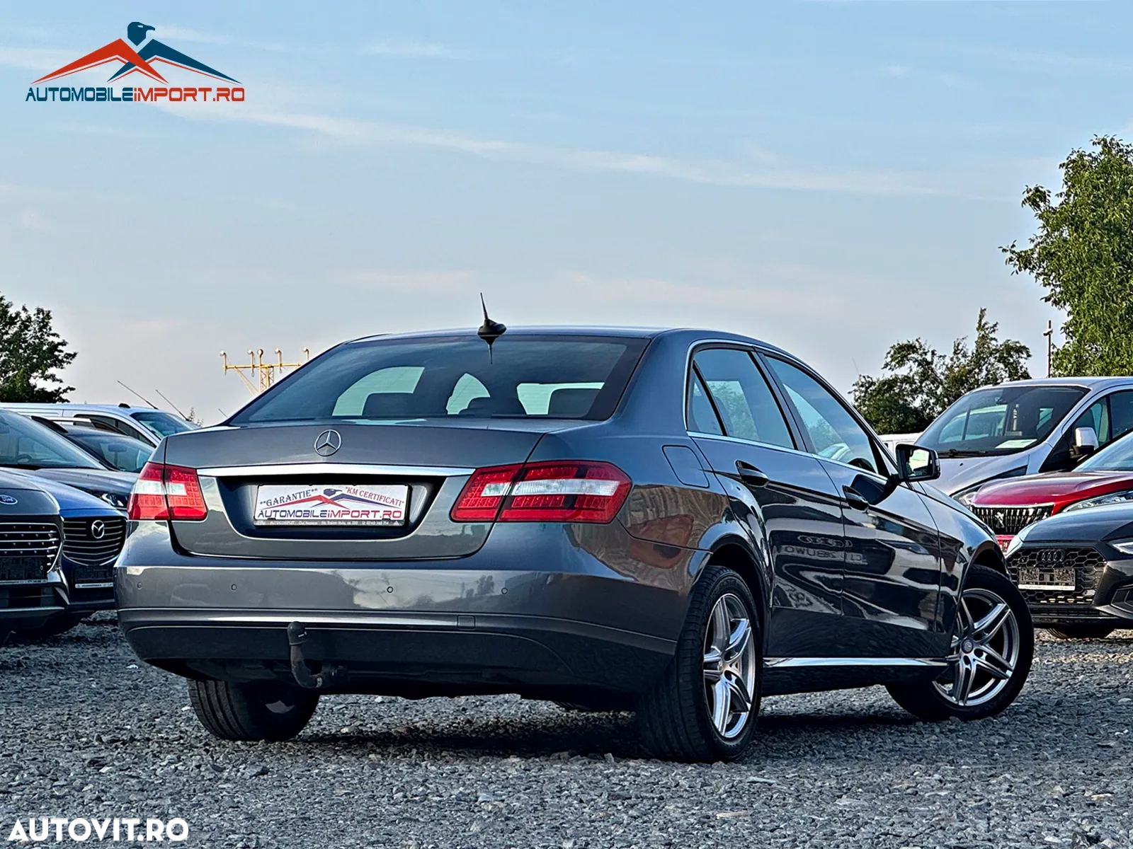 Mercedes-Benz E 200 BlueTEC 7G-TRONIC Elegance - 3