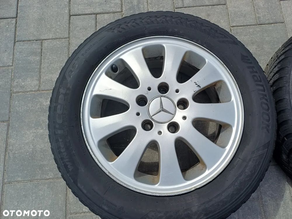 FELGI Z OPONAMI KOŁA ALUMINIOWE MERCEDES R15 5X112 66,6 mm OPONY GOODYEARS R15 185/65 2021r ZIMA NR33 - 4