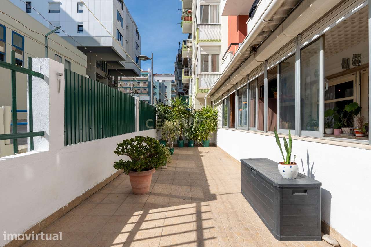 T3 c/terraço, Linda-a-Velha - Grande imagem: 2/21