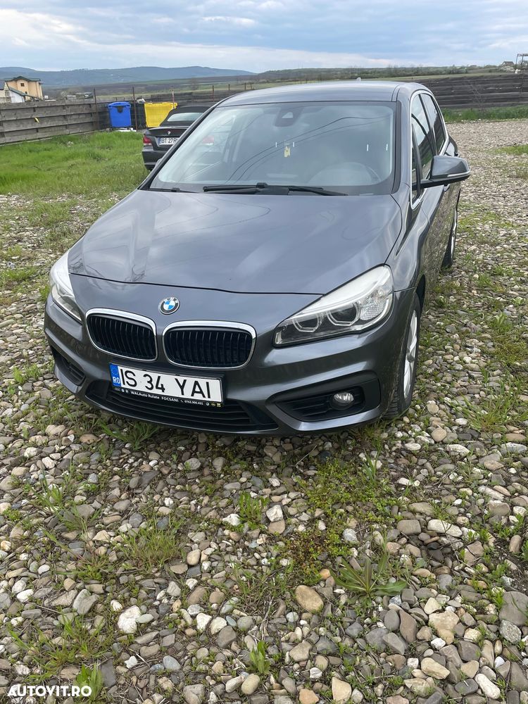 BMW Seria 2 214d Sport Line - 3