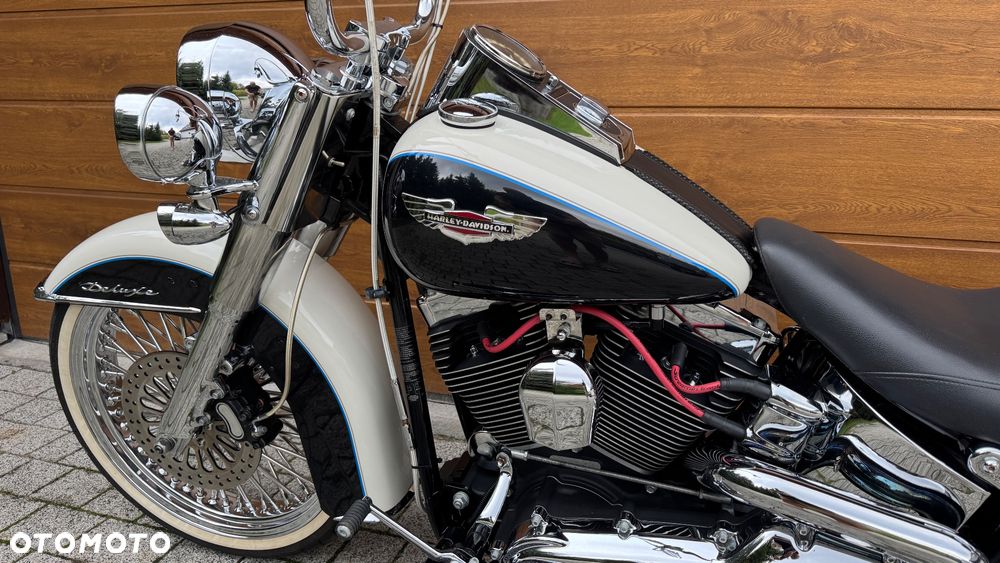 Harley-Davidson Softail Deluxe - 16