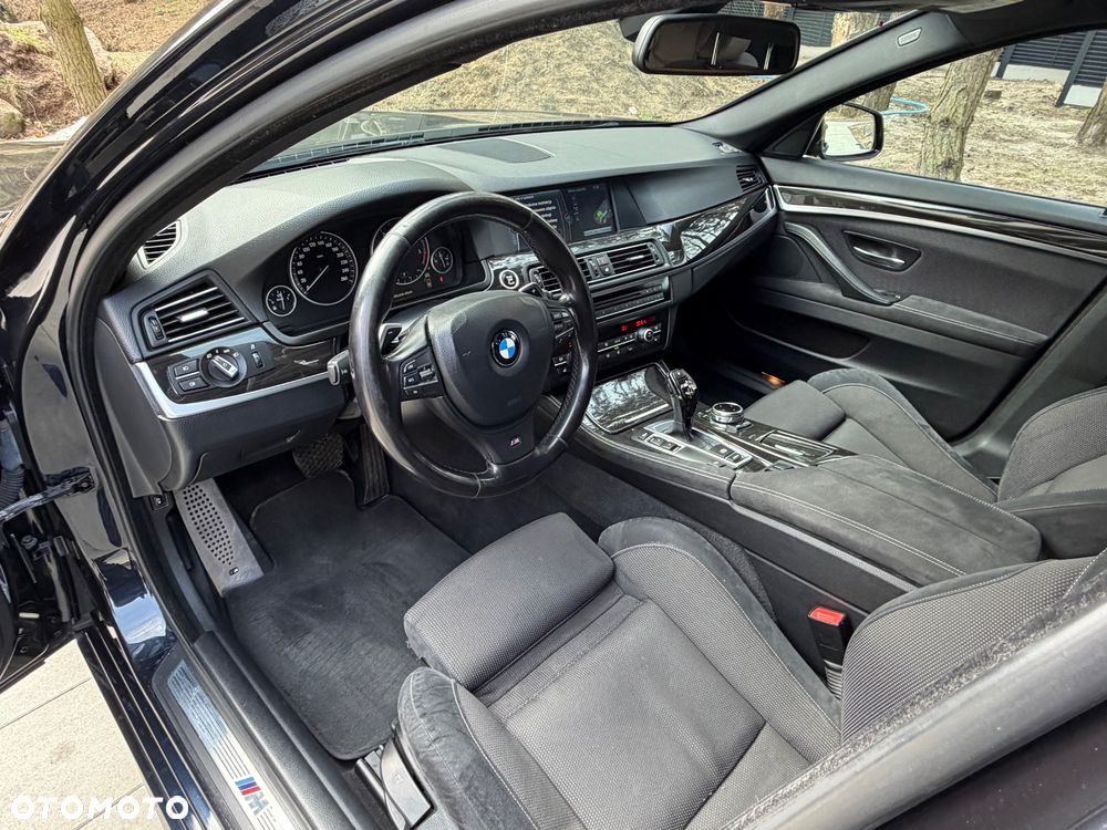 BMW Seria 5 525d - 15