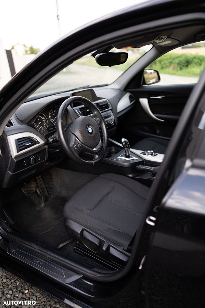 BMW Seria 1 118i Aut. - 19