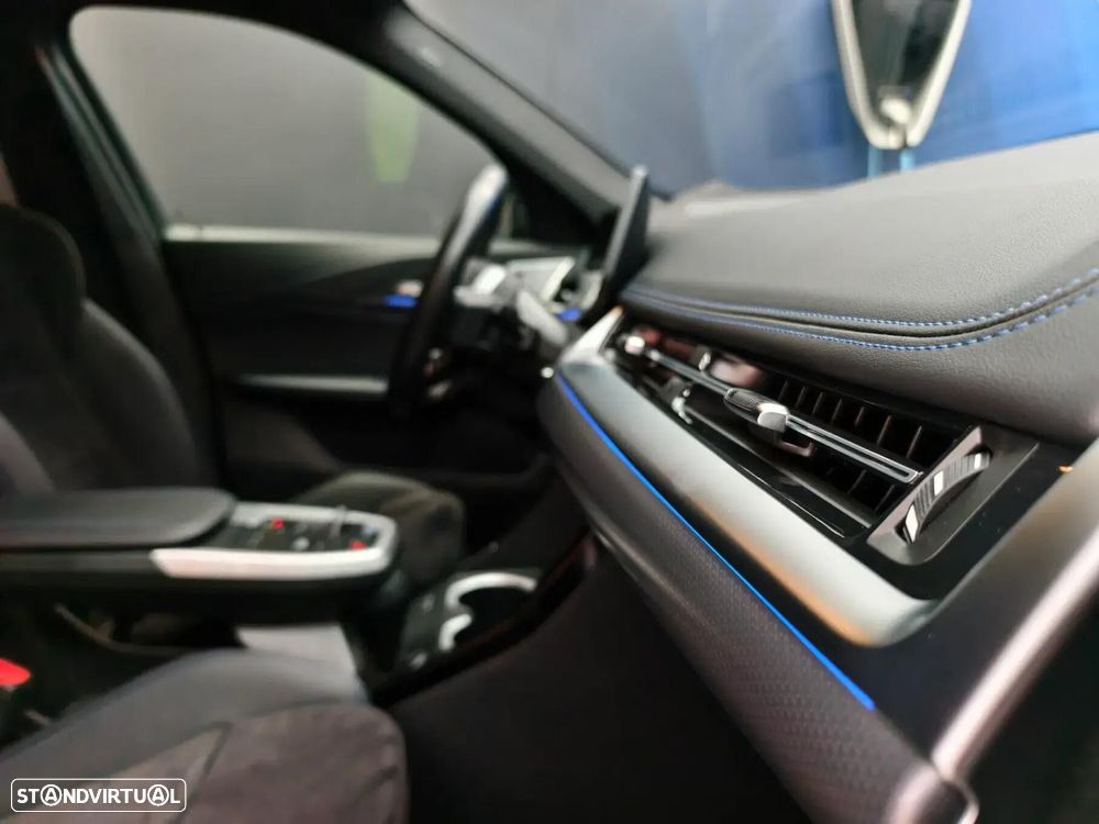 BMW iX1 xDrive30 Pack Desportivo M - 34