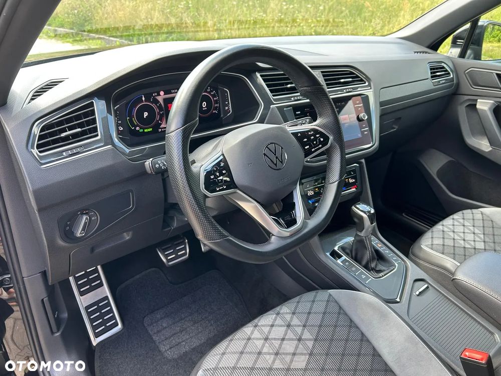 Volkswagen Tiguan - 22