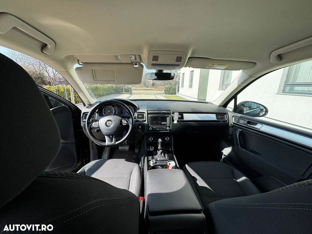Volkswagen Touareg 3.0 V6 TDI BMT - 11