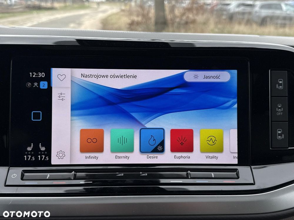 Volkswagen Multivan 2.0 TSI L2 Style DSG - 26