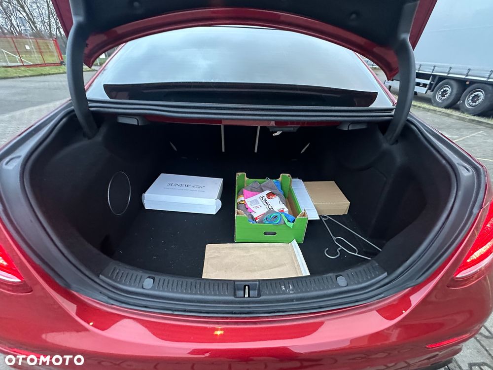 Mercedes-Benz Klasa E AMG 63 S 4Matic AMG Speedshift 9G-MCT - 13