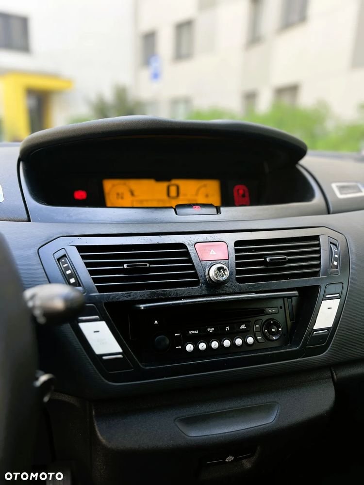 Citroën C4 Picasso - 27