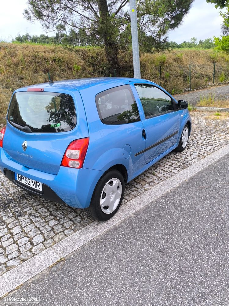 Renault Twingo 1.2 16V City - 12