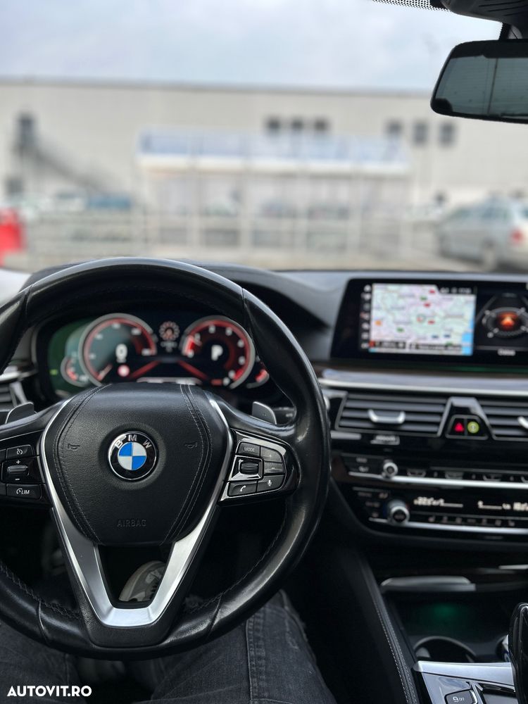 BMW Seria 5 520d AT - 8