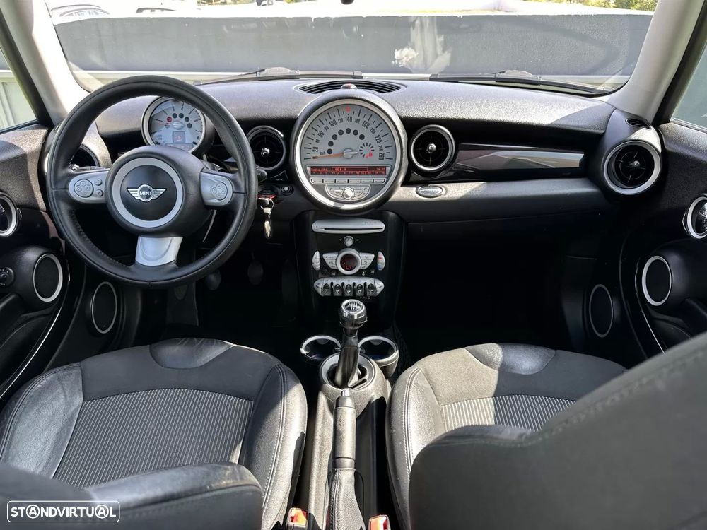 MINI Clubman Cooper D - 44