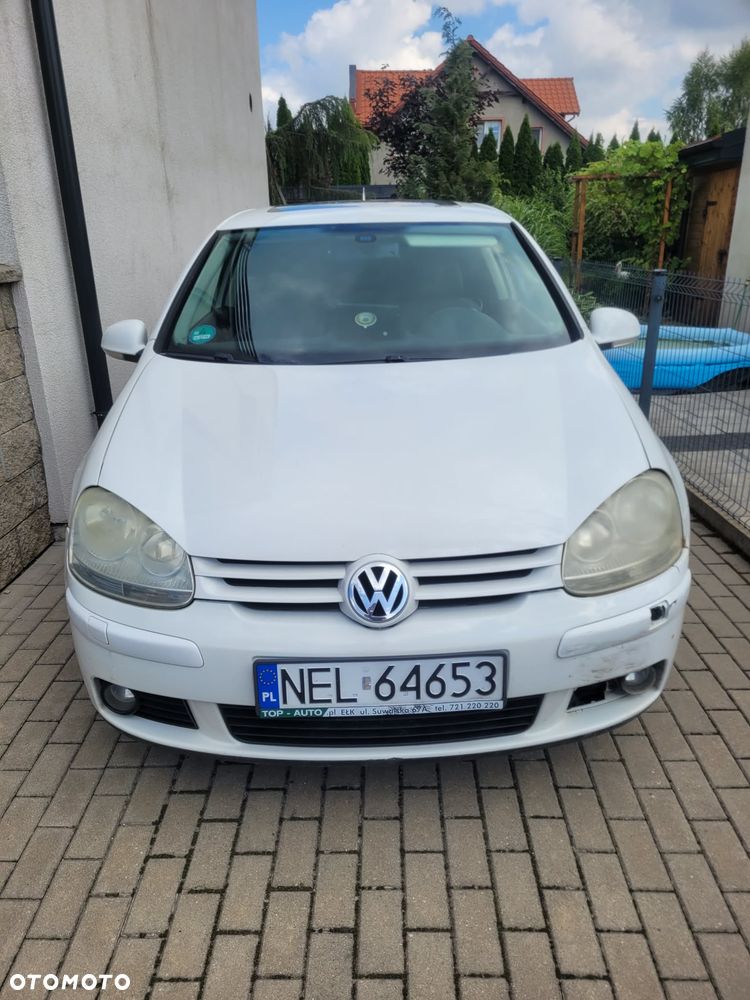 Volkswagen Golf - 1