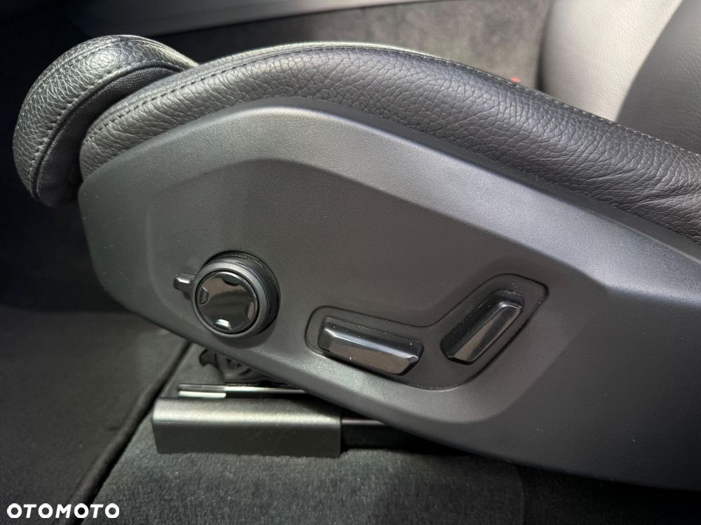 Volvo XC 60 - 27